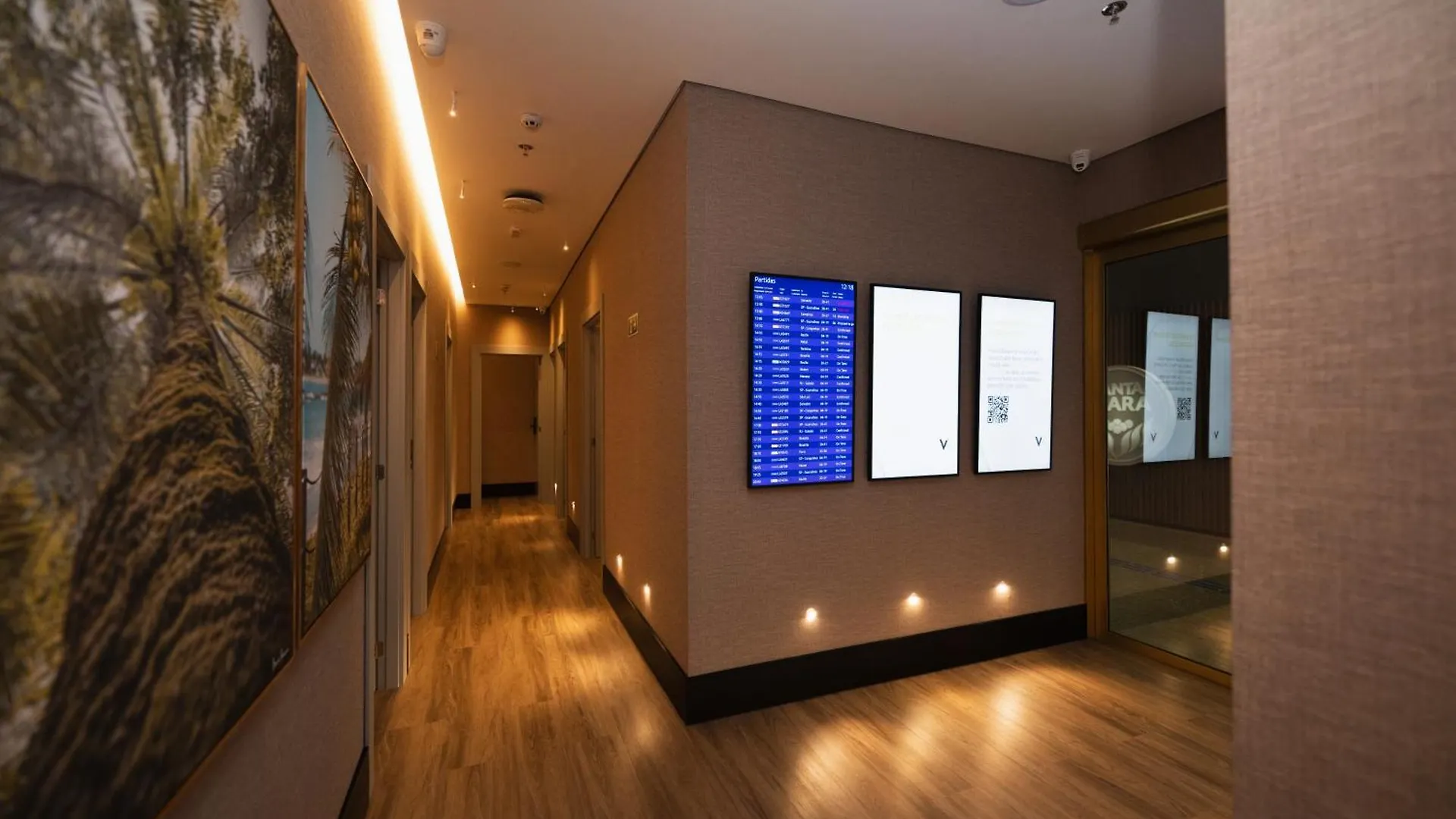 Capsule hotel W Airport Rooms Fortaleza  Brazil